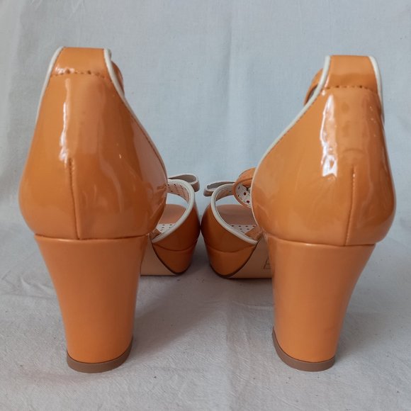 Modcloth Bettie Sunrise Mustard Yellow Heel Size 8 - Picture 5 of 6